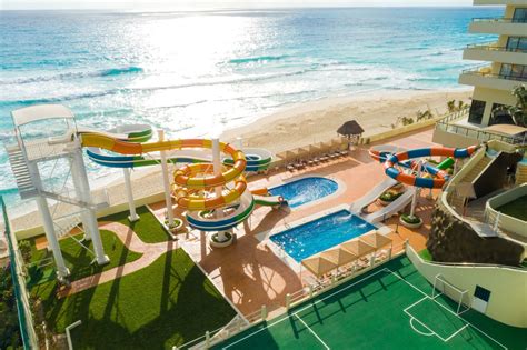 Crown Paradise Club Cancun All Inclusive .